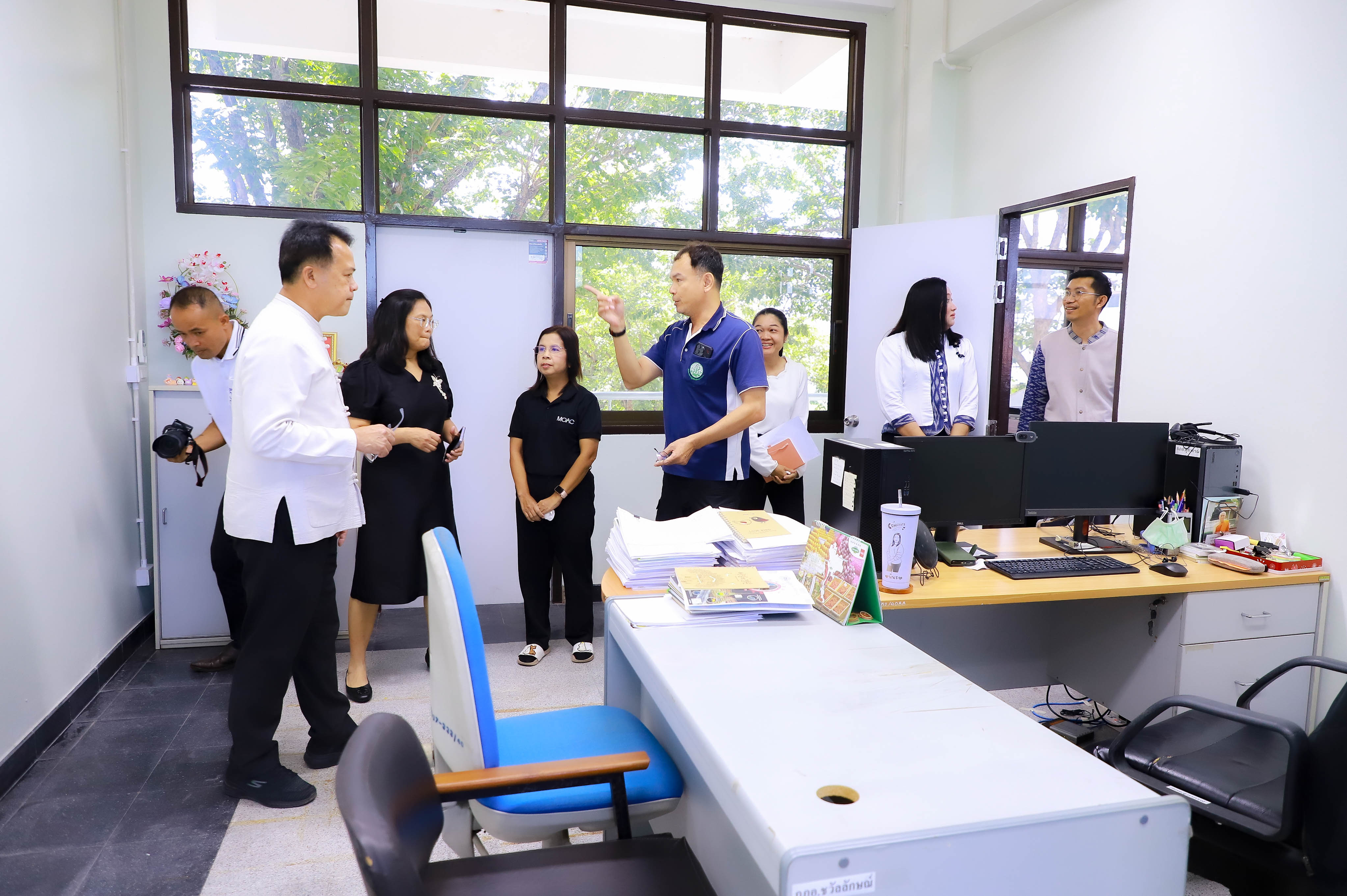 title - รองเลขาธิการ ส.ป.ก. ลุยเตรียมงาน 